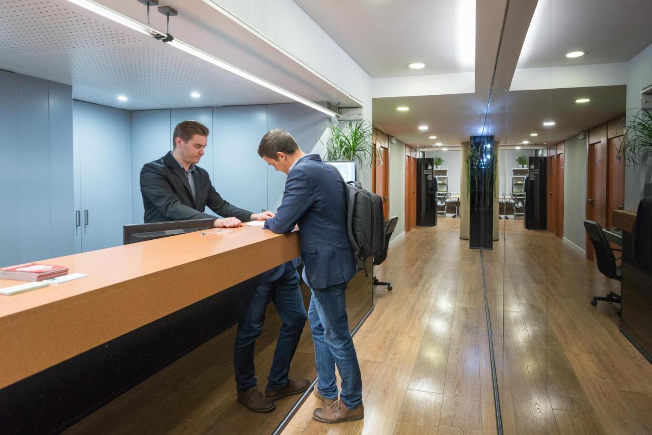 Senator Barcelona Apartments Zewnętrze zdjęcie